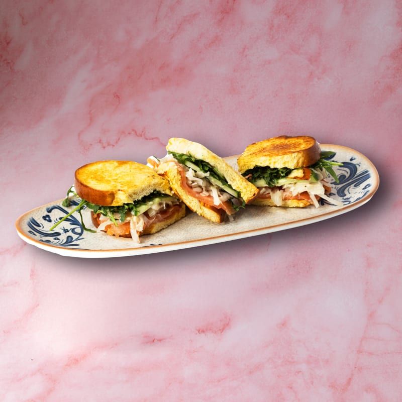 Royal Salmon Sando