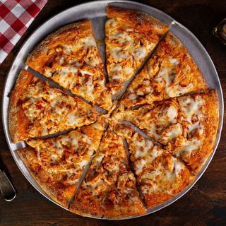 BBQ Chicken Pizza Medium