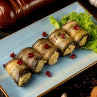 Баклажани з горіховою пастою (300г)