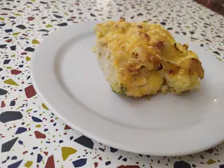 Coliflor y brócoli gratinado con bechamel 