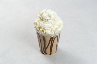 kawa mrożona na lodzie