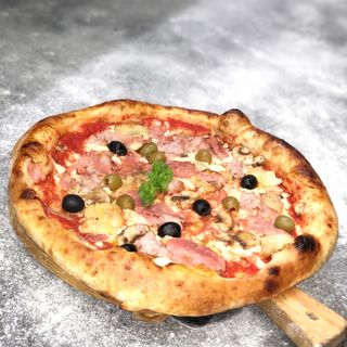 Pizza della casa