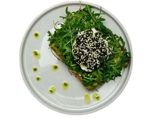 Tost z awokado (300g)