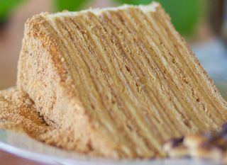 თაფლის ტორტი