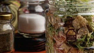 Салат Цезар із куркою 