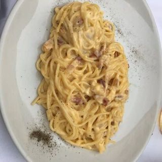 Spaguetti a la carbonara