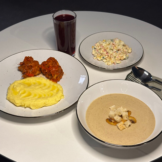 Бізнес-ланч "Коли типу на дієті"