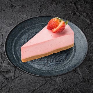 Чизкейк полуничний