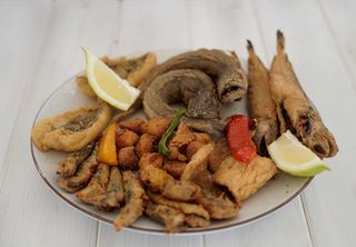 Fritura De Pescado (Mínimo 2 Personas)