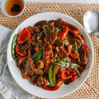 Beef in black bean sauce 