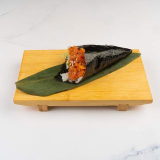 Temaki spicy tuna