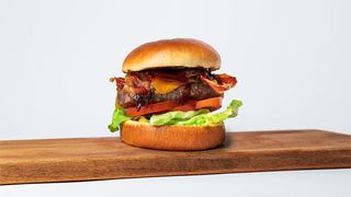 Merlon burger + Coca cola 0,5 l