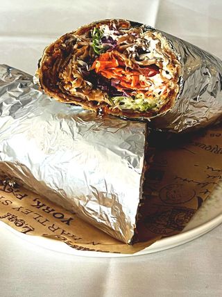 Durum De Solo Carne Grande Con Patatas Y Bebida