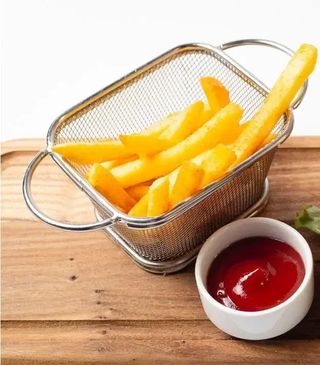 Картофель фри с кетчупом