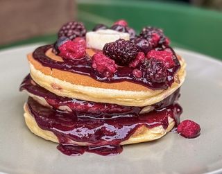 Proteinske Palačinke Sa Šumskim Voćem (Gluten Free)