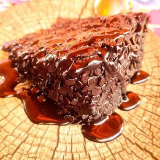 Muerte Por Chocolate, Negro Tomás