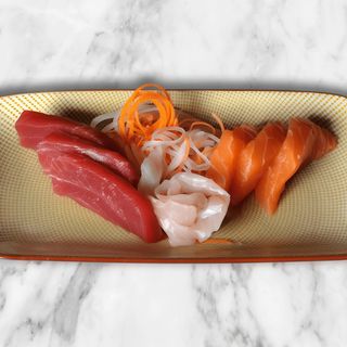 Sashimi variado (9 uds.)