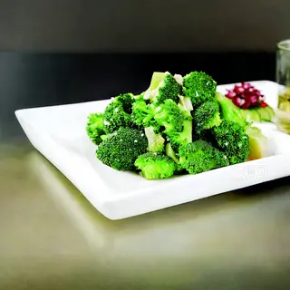 109 Vegan brokola sa bijelim lukom,