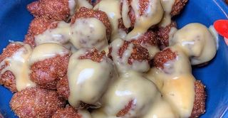 Patatine fritte pulled pork e cheddar