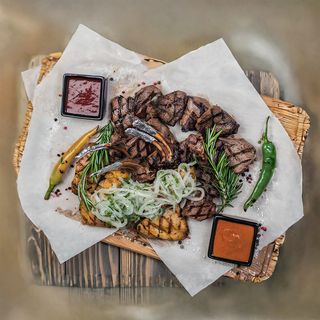 М'ясне асорті (1000гр)