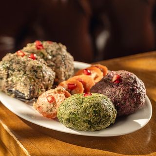 მხალის ასორტი