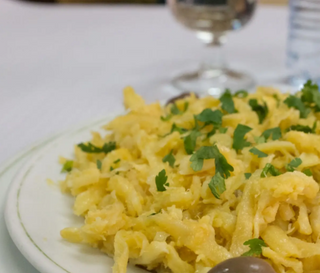Brás de cogumelos e azeitonas