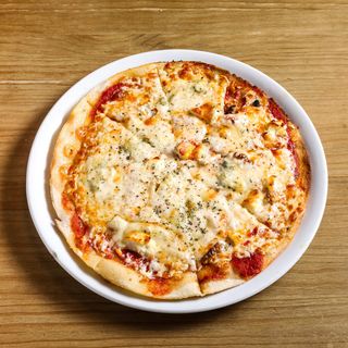 Pizza 3 Formatges (26 Cm.)