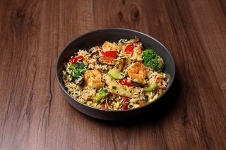 Orez Thai cu fructe de mare