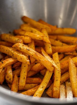 Patatas fritas sazonadas