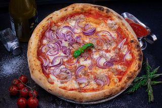 Pizza Tonno E Cipolla Ø 30cm
