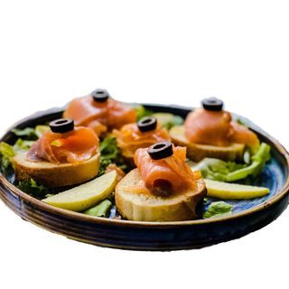 Tartine cu somon fume