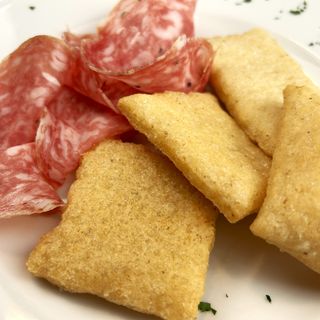 Gnocco Fritto di Riso con Soppressa Veronese