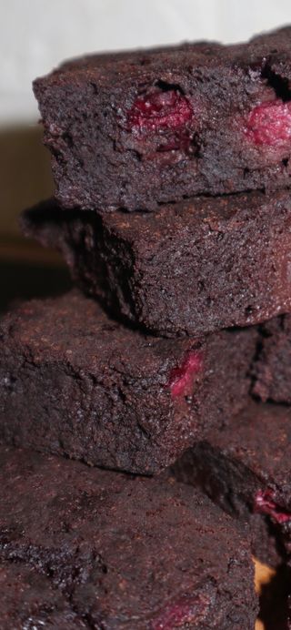 Брауні вишня