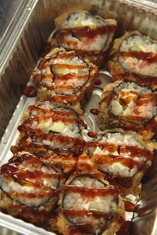 Рол Лосось темпура 