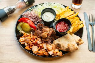 Shaorma la farfurie mix