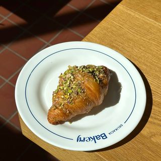 Міні-фісташковий круасан