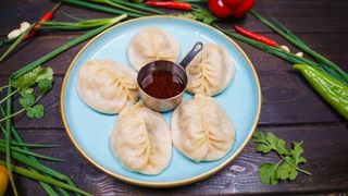 Манты с мясом (пресное тесто) (300г)