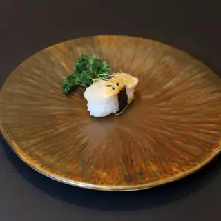 S12- Nigiri Hotategai 