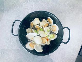 206. Vongole al sakè
