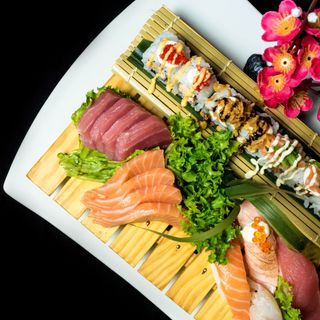 Barca mix 2 persone - 28 pezzi