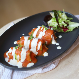 "CANELLONI" DE CALABACÍN DE POLLO