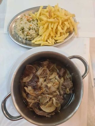 Iscas de Porco Fritas