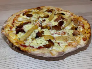 37. Pizza La Chimba