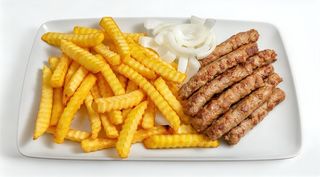 Ćevapi sa prilogom