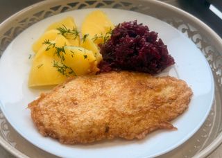 Panierowany kotlet z kurczaka