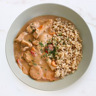 Curry rojo de pollo con arroz integral (400 g.)