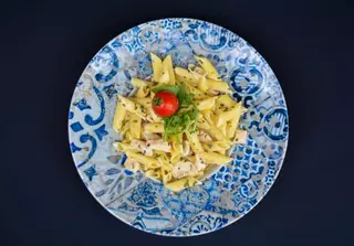 Pileća pasta u bijelom sosu