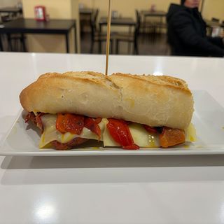 Bocadillo De Lomo