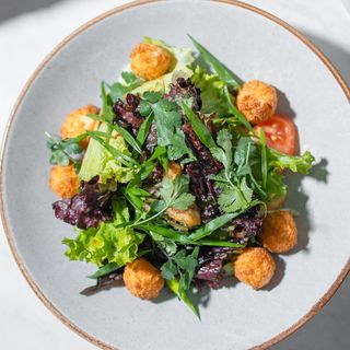 Салат баклажанами и сырными шариками (280 гр.)