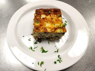 Агнешка дроб сърма с кисело мляко 